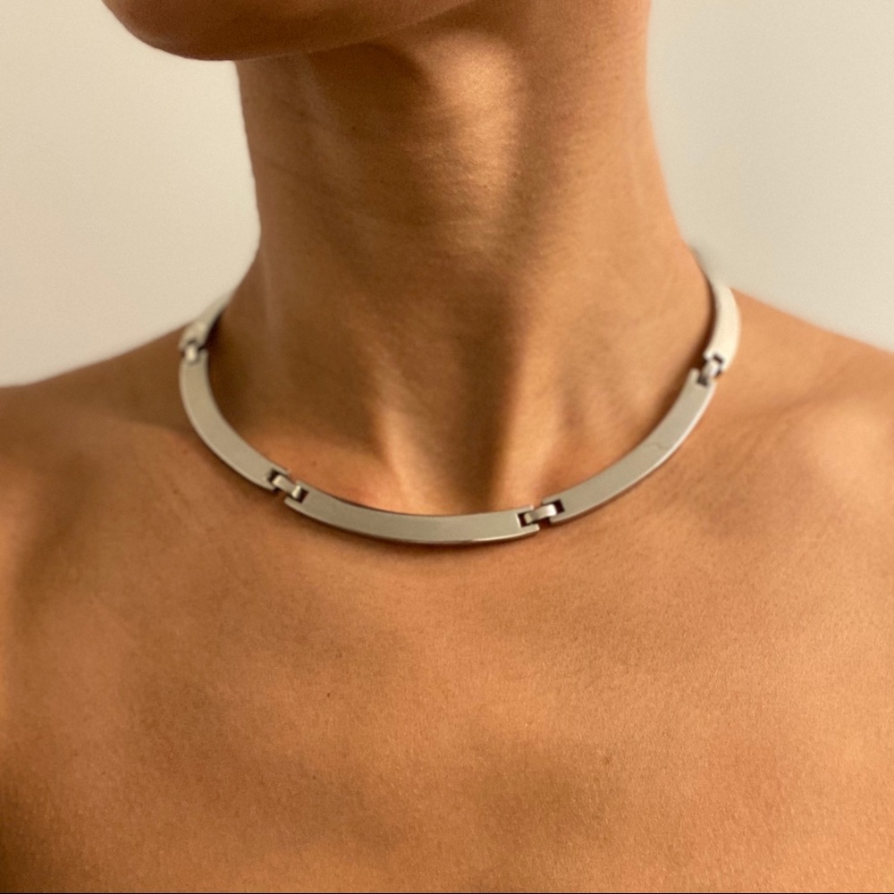 SILVER CURVED BAR AND LINK NECKLACE - 16”